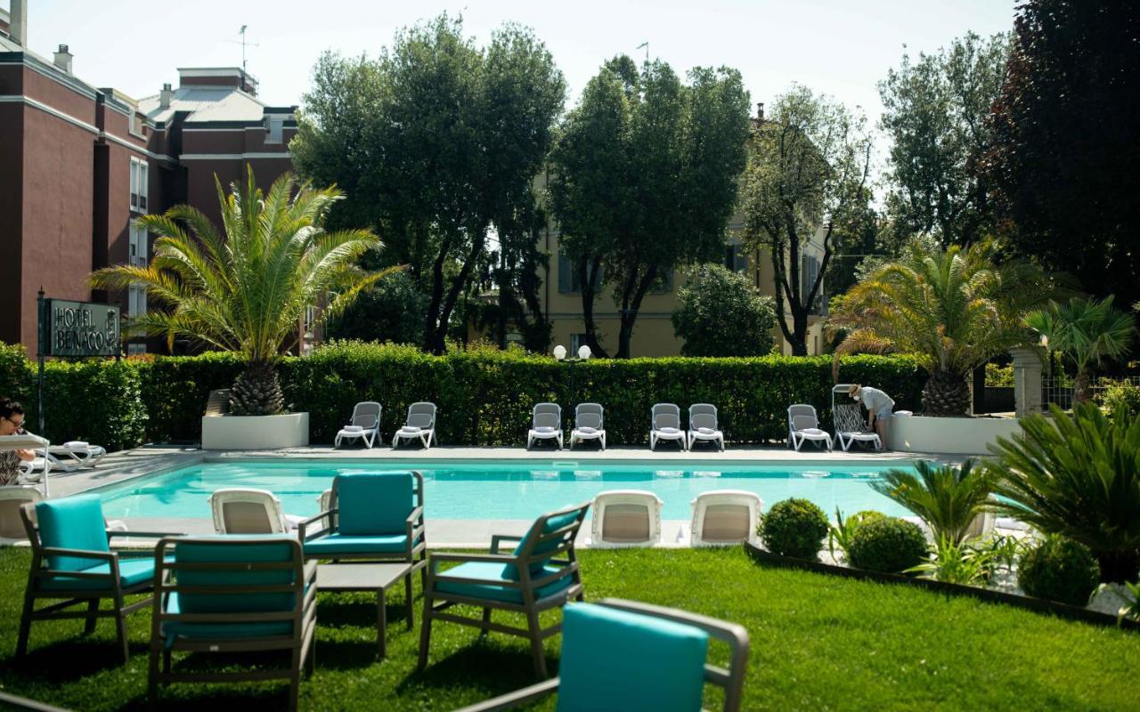 Hotel Benaco Desenzano del Garda Exterior photo